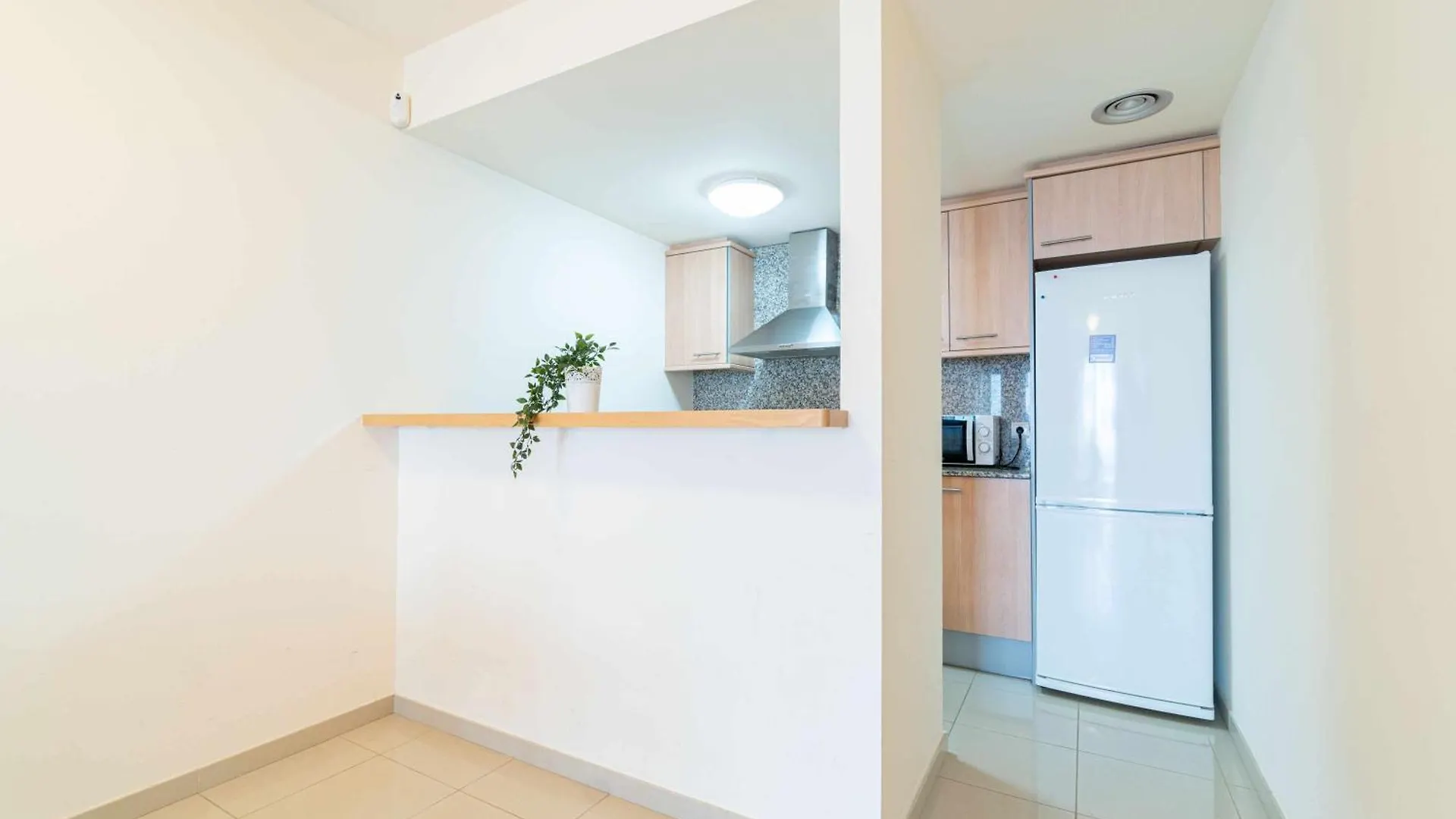 Jouvacations Apartamento Joanot Roses Daire