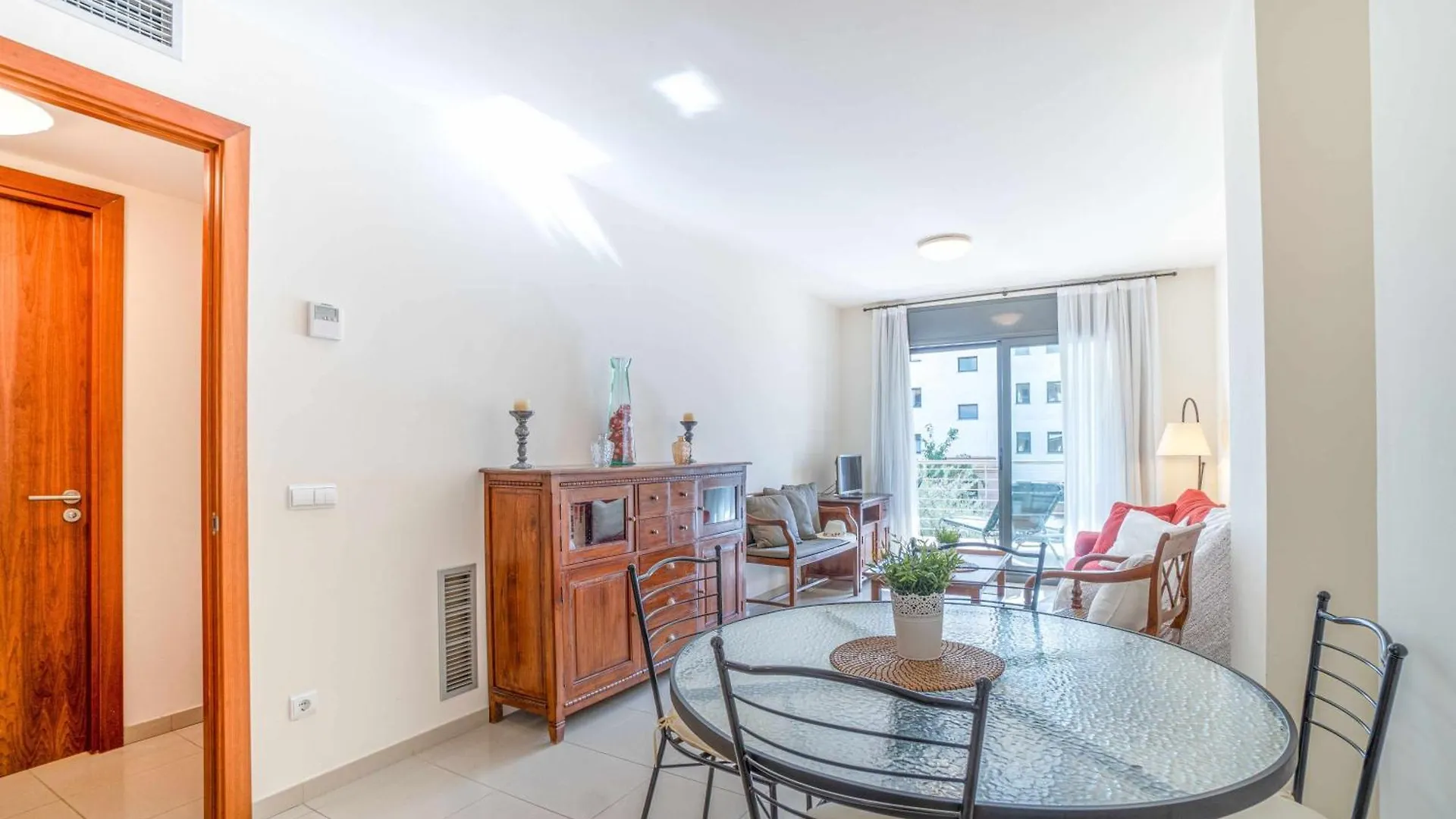 Jouvacations Apartamento Joanot Roses Daire